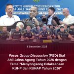 mengikuti zoom Focus Group Discussion (FGD) Staf Ahli Jaksa Agung Tahun 2025